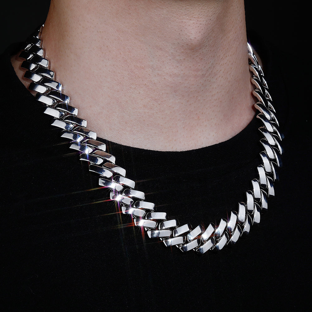 18mm Miami Cuban Chain - Hollow Hearts