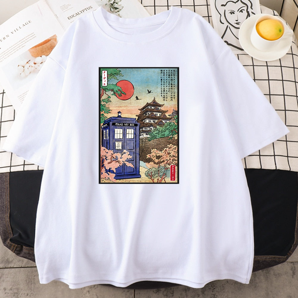 Tardis in Japan T-Shirt