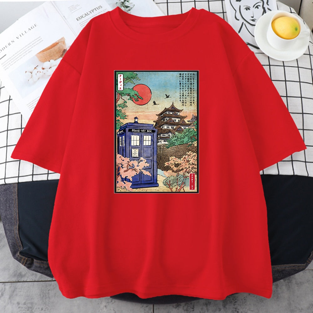 Tardis in Japan T-Shirt