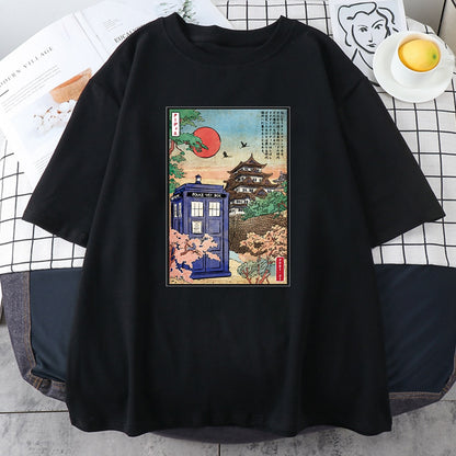 Tardis in Japan T-Shirt