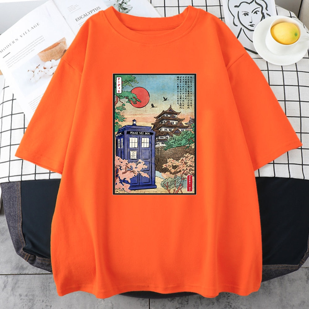 Tardis in Japan T-Shirt