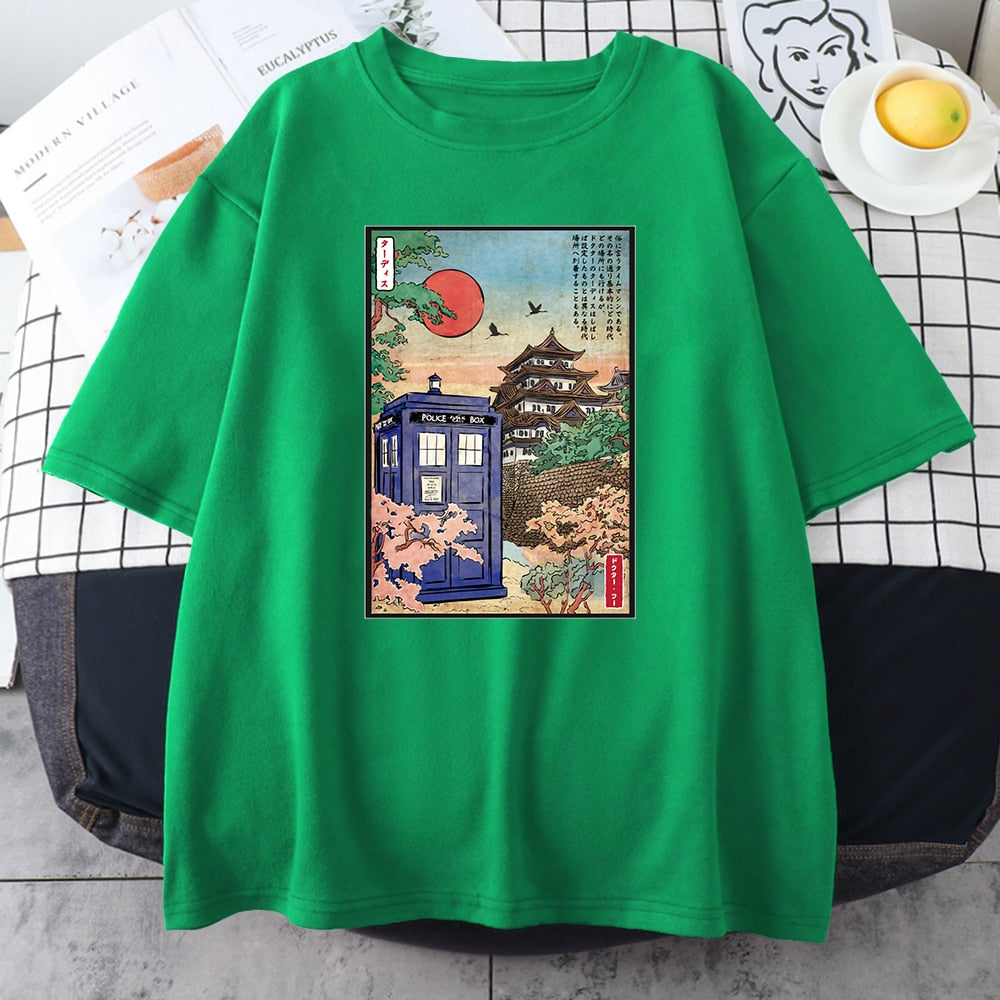 Tardis in Japan T-Shirt